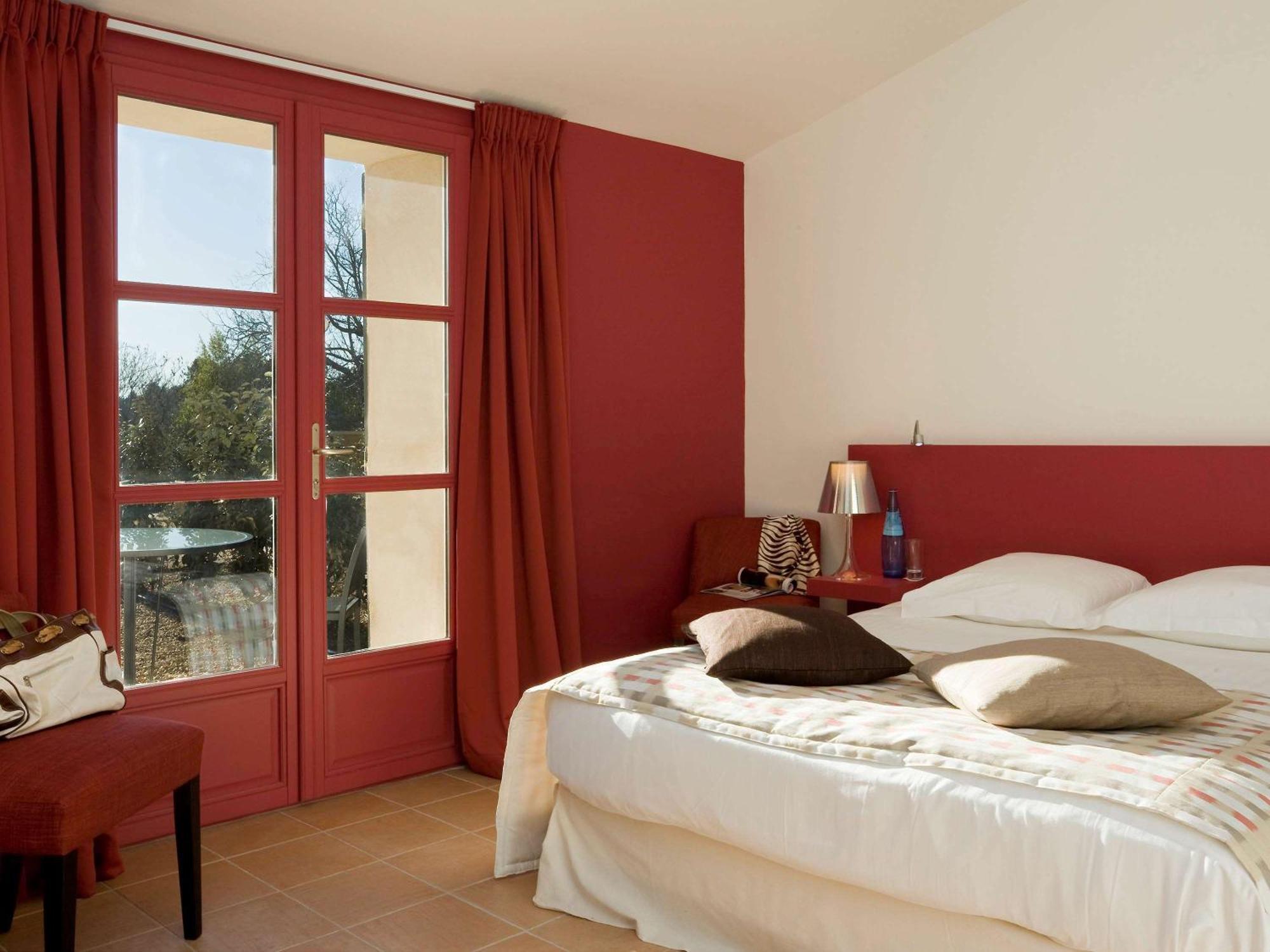 Mercure Aix-En-Provence Sainte-Victoire Chateauneuf-le-Rouge Ngoại thất bức ảnh