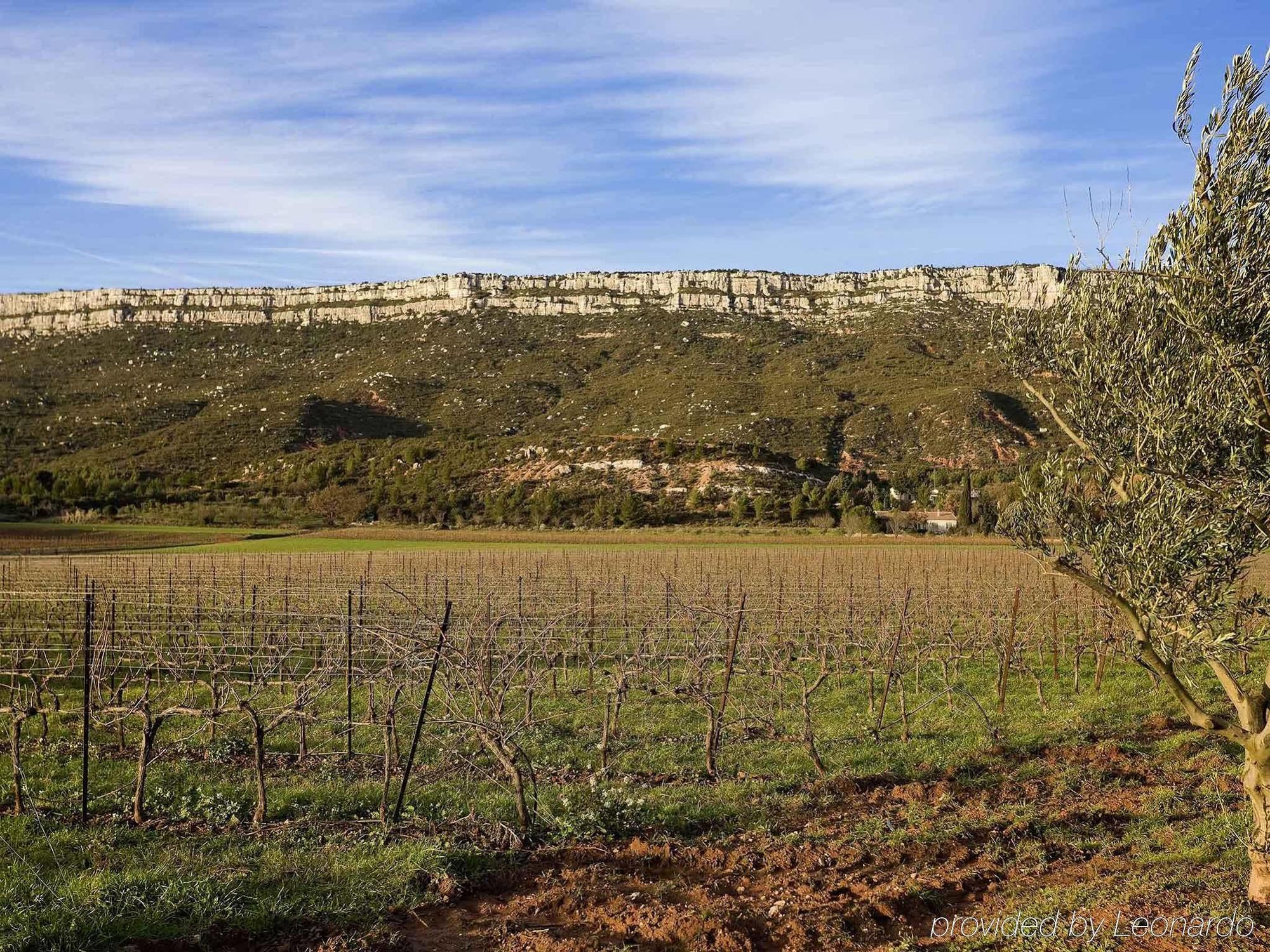 Mercure Aix-En-Provence Sainte-Victoire Chateauneuf-le-Rouge Ngoại thất bức ảnh