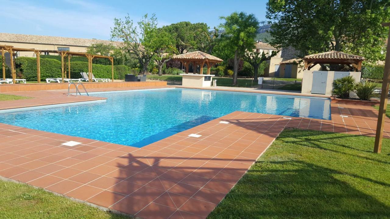 Mercure Aix-En-Provence Sainte-Victoire Chateauneuf-le-Rouge Ngoại thất bức ảnh