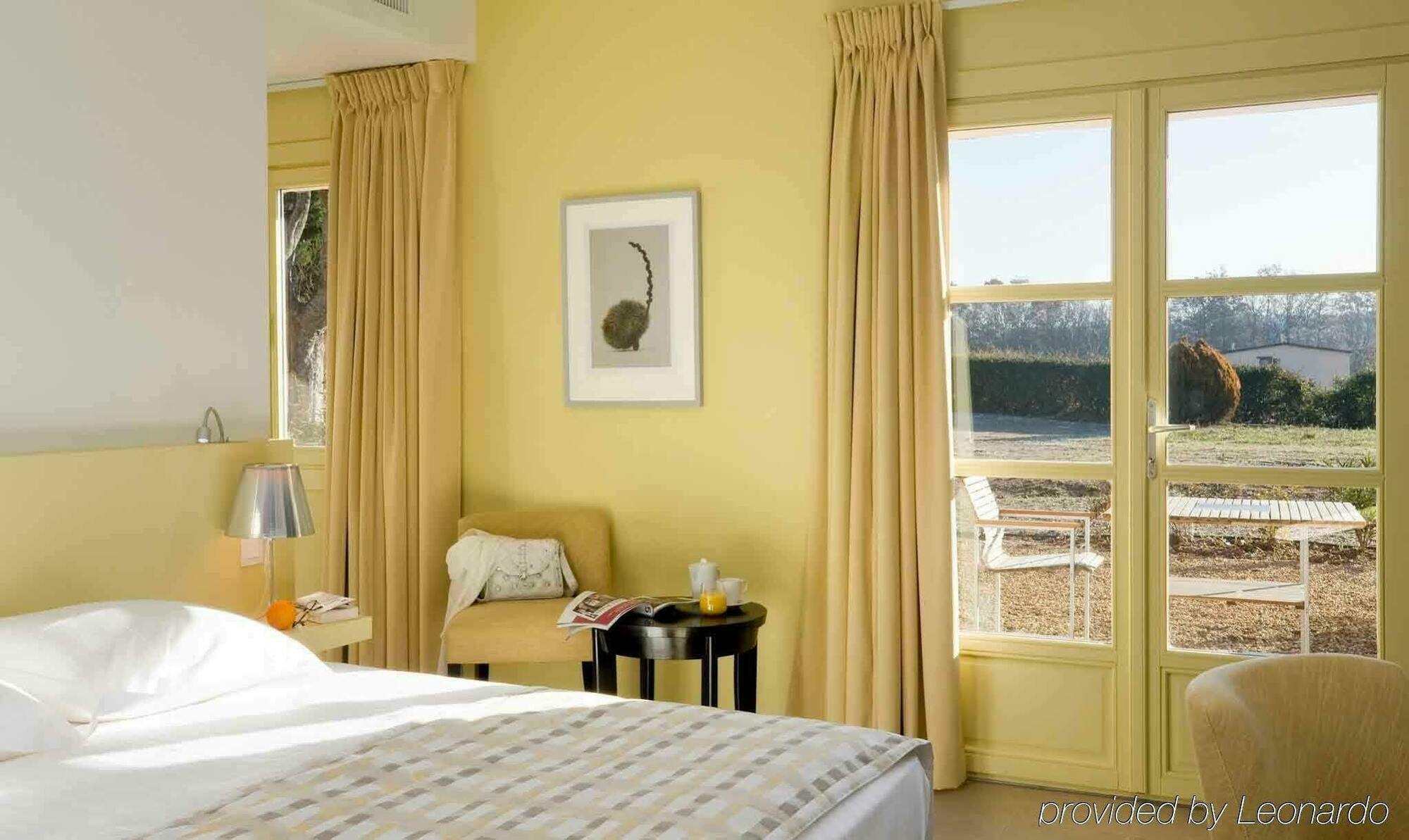Mercure Aix-En-Provence Sainte-Victoire Chateauneuf-le-Rouge Ngoại thất bức ảnh